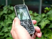 Crash test Nokia 3720 classic Crash test Nokia 3720 classic