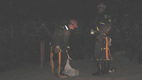 Noní zásah hasi v lomu Amerika na Berounsku (16.9. 2009)