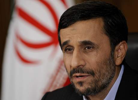 Íránský prezident Mahmúd Ahmadíneád v rozhovoru pro agenturu Ap (23. 9. 2009)