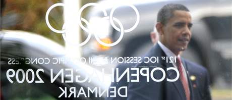 Americk prezident Barack Obama pi volb poadatele Letnch olympijskch her 2016. (2. jna 2009)