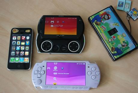 iPhone, PSP go, PSP, Nintendo DS