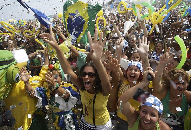 Brazilci slav pidlen olympijskch her Rio de Janeiru 2016