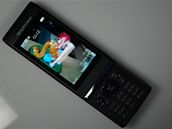 Sony Ericsson Aino um spolupracovat s PS3