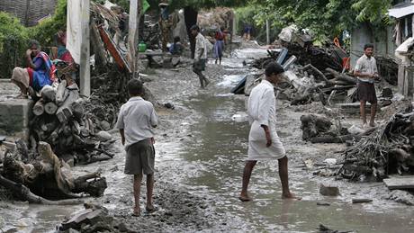 Jih Indie postihly nejhorí záplavy za posledních desetiletí. (3. íjna 2009)