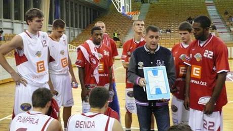 Basketbalisté Nymburka - ilustraní foto