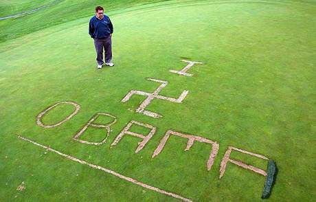 Vandalové poniili golfové hit v Lakeville v Massachusetts (14. íjna 2009)