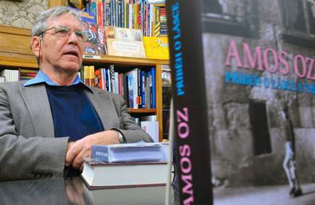 Amos Oz v Praze (15. 10. 2009)