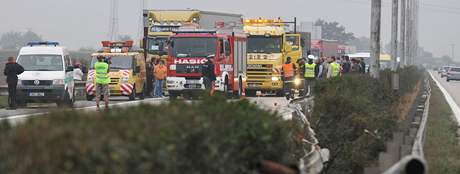 Tragick havrie kamionu a slovenskho osobnho automobilu na 190 km dlnice D1.