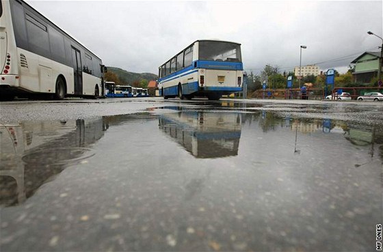 Jihomoravský kraj plánuje, e v ervenci 2011 zdraí jízdné v hromadné doprav. Ilustraní foto