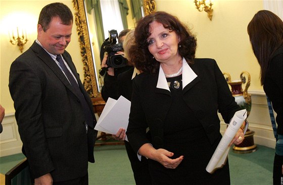Po problémech na plzeských právech se ministryn Kopicová rozhodla zkontrolovat vechny fakulty v republice. Ilustraní foto