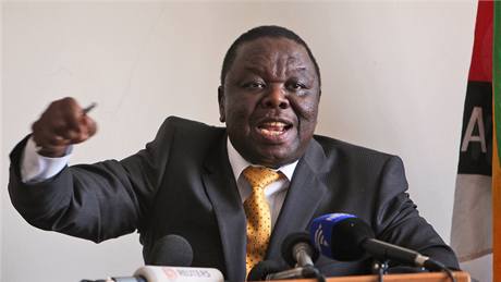 Bojkotujeme spolenou vládu s Mugabem, prohlásil Morgan Tsvangirai (16. íjna 2009)
