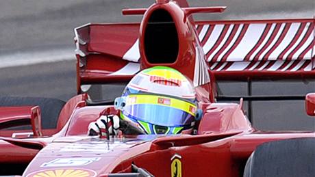 12. íjna se Brazilec Massa poprvé po tkém zranní v GP Maarska vrátil na závodní dráhu.