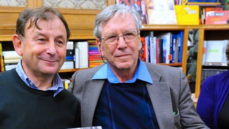 Amos Oz v Praze (15. 10. 2009)