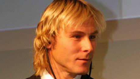 Pavel Nedvd na lékaském kongresu FIFA