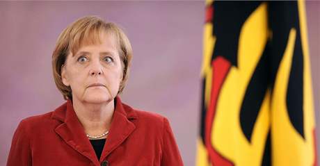 Angela Merkelov - tenhle pohled nevt nic dobrho...