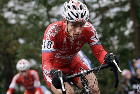 Táborský cyklista Martin Bína dojel v silniním závod Okolo jiních ech celkov estý.