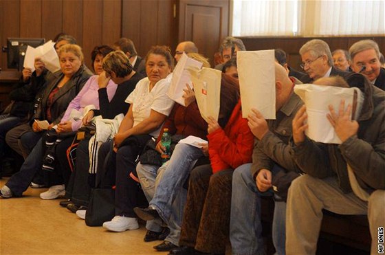 eskobudjovický soud projednává obaloby údajných len kuplíského gangu. (21. 10. 2009)