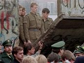 Pd Berlnsk zdi v listopadu 1989.