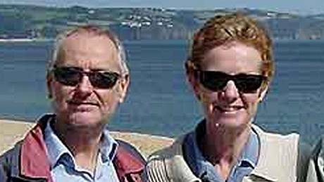 Manelé Paul a Rachel Chandlerovi, které unesli somáltí piráti v Indickém oceánu (29.10. 2009)