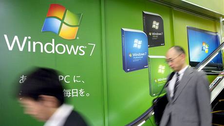 Nové "sedmičky" se dnes začaly prodávat v Japonsku. (22. října 2009) Nové "sedmičky" se dnes začaly prodávat v Japonsku. (22. října 2009)