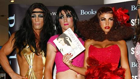 Katie Price poktila svoji knihu