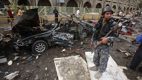 Pi atentátech v Bagdádu zahynulo více ne 155 lidí.