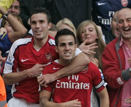 Cesc Fabregas a Robin van Persie z Arsenalu