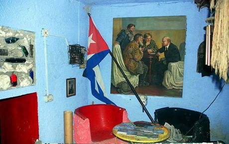 Kuba, Havana. Interir umlc v ulice Callejn de Hammel
