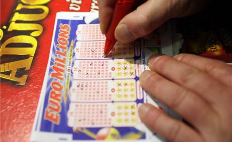 PADNE HISTORICKÝ JACKPOT. V pátek v loterii EuroMillions padne jackpot ve výi 190 milion eur.