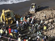 Sesuv pdy na Tenerife zabil nejmn dva lidi. (1. listopadu 2009)