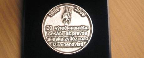 Pamtní medaile k 17. listopadu 2009