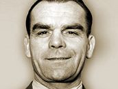 KAREL KOLSKÝ. Nebýt jeho, kdo ví, jestli by Československo přivezlo světové stříbro z Chile. Moderně smýšlející Kolský v 50. letech vytvořil z Dukly Praha velké mužstvo. Masopust, Novák, Pluskal a další... Dukly se bála celá Evropa.