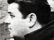 ANTON MALATINSKÝ. Říkali mu Toni-báči. To on napsal slavnou éru Spartaku Trnava. Pětkrát vyhrál československou ligu, dohromady odtrénoval 538 ligových zápasů a dnes se po něm jmenuje trnavský stadion.