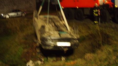 Peugeot se temi mui skonil ve Spálov v potoce (16. 11. 2009)
