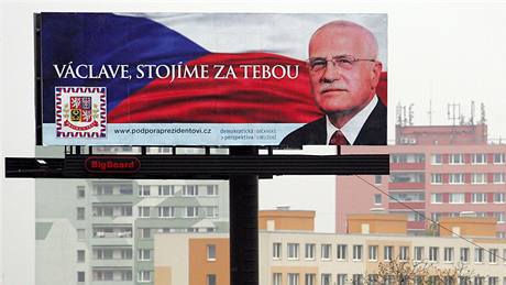 Billboard obanského sdruení Obanská demokratická perspektiva s heslem "Václave, stojíme za tebou"