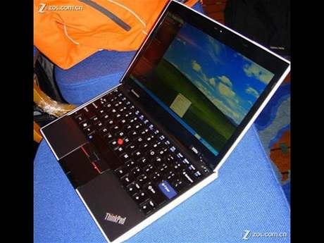 Lenovo X100e (zdroj nsk server zol.com.cn)