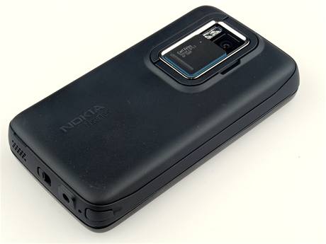 Nokia N900