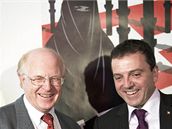 Ulrich Schlueer, len vcarsk lidov strany, a Walter Wobmann z iniciativy Proti stavb minaret (29. listopadu 2009)