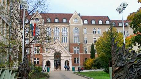 Univerzita v Pécsi patí k nejstarím v Evrop, byla zaloena v roce 1367.