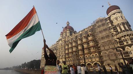 Indie si pipomnla rok od teroristických útok v Bombaji. (26. listopadu 2009)