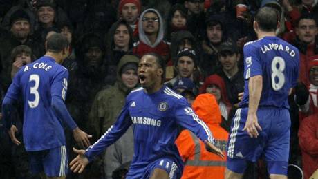 Chelsea si poradila s Arsenalem. Dvma góly se o to postaral Didier Drogba (uprosted).