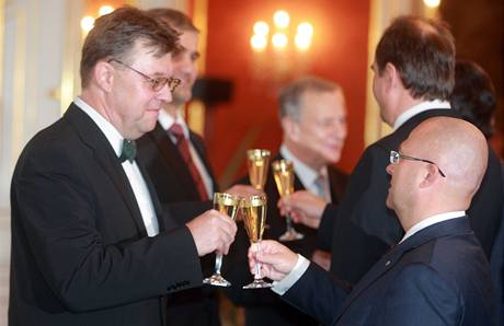 Jmenovn novch ministr - Juraje Chmiela, Jana Duska a Pavla Zeckho. (30. listopadu 2009)