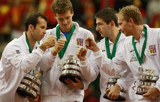 Finalisté Davis Cupu: Radek tpánek, Tomá Berdych, Jan Hájek, Luká Dlouhý