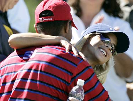 Tiger Woods a Elin Nordegrenov.