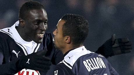 Bordeaux: Ludovic Sane (vlevo) a David Bellion se radují z gólu