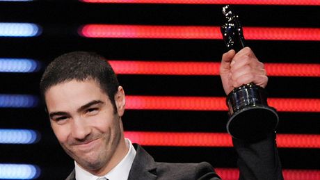 Francouzský herec Tahar Rahim převzal od Evropské filmové akademie cenu za výkon ve filmu Prorok Francouzský herec Tahar Rahim převzal od Evropské filmové akademie cenu za výkon ve filmu Prorok