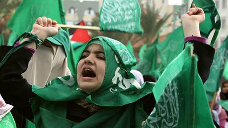Palestinci oslavují v ulicích Gazy 22. výročí vzniku radikálního hnutí Hamas (14. prosince 2009) Palestinci oslavují v ulicích Gazy 22. výročí vzniku radikálního hnutí Hamas (14. prosince 2009)