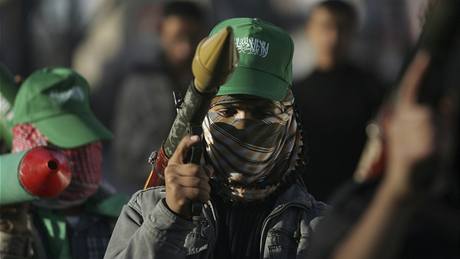 Palestinci oslavují v ulicích Gazy 22. výročí vzniku radikálního hnutí Hamas (14. prosince 2009) Palestinci oslavují v ulicích Gazy 22. výročí vzniku radikálního hnutí Hamas (14. prosince 2009)