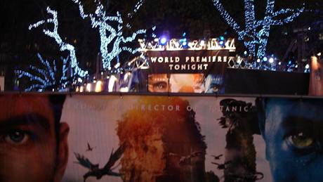 James Cameron se me radovat: do kin vyslal hit a jet má hvzdu na chodníku slávy v Hollywoodu.