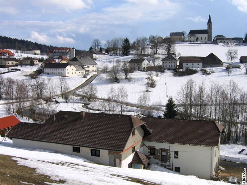 Rakousko, Hochficht. Schwarzenberg am Böhmerwald je nejblií vesnicí od lyaského areálu